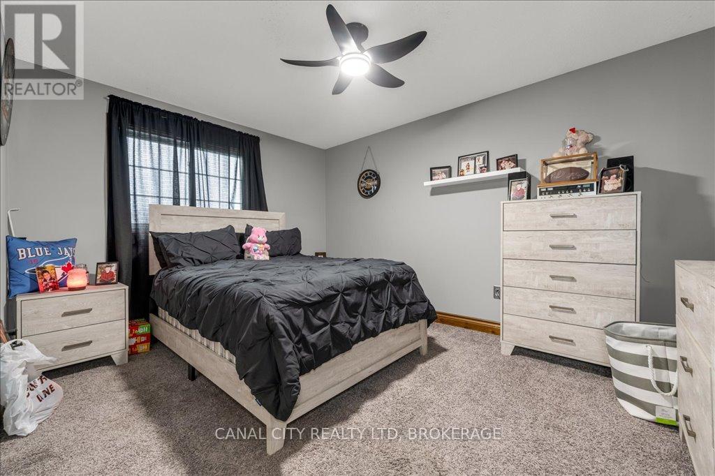 20 Capri Street, Thorold, Ontario  L2V 4S8 - Photo 19 - X12063955