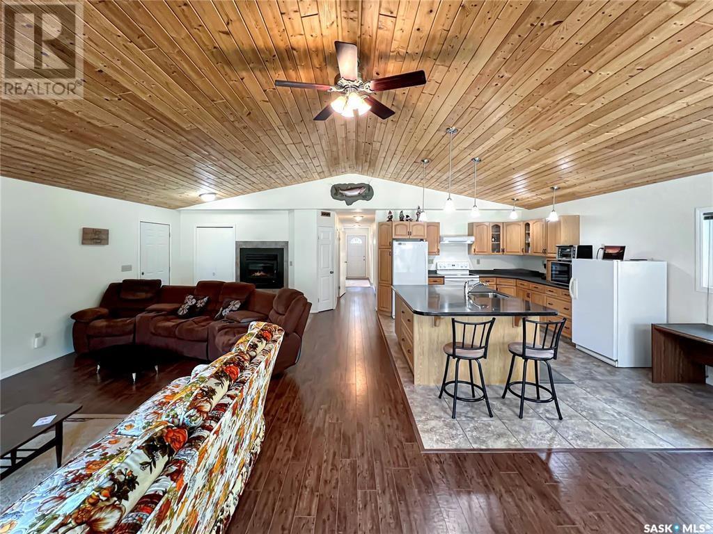 1103 East Trout Drive, East Trout Lake, Saskatchewan  S0J 2J0 - Photo 10 - SK002068