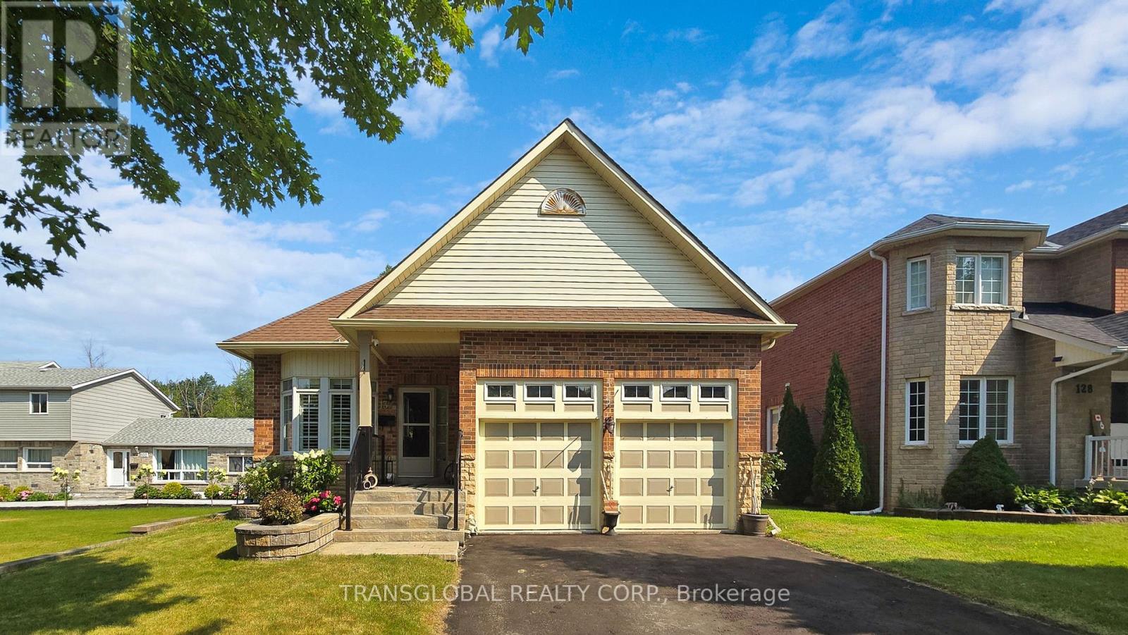 Property at 130 BAYVIEW AVENUE image 1