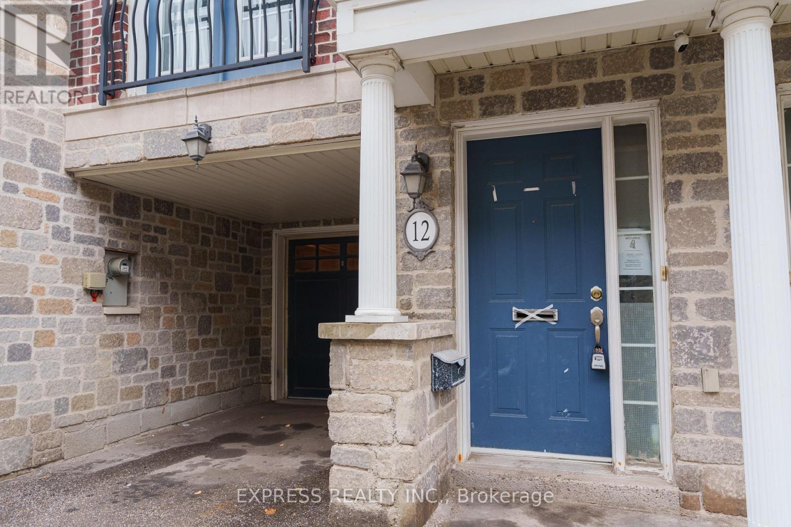 Property at 12 ROUTLIFFE LANE image 4