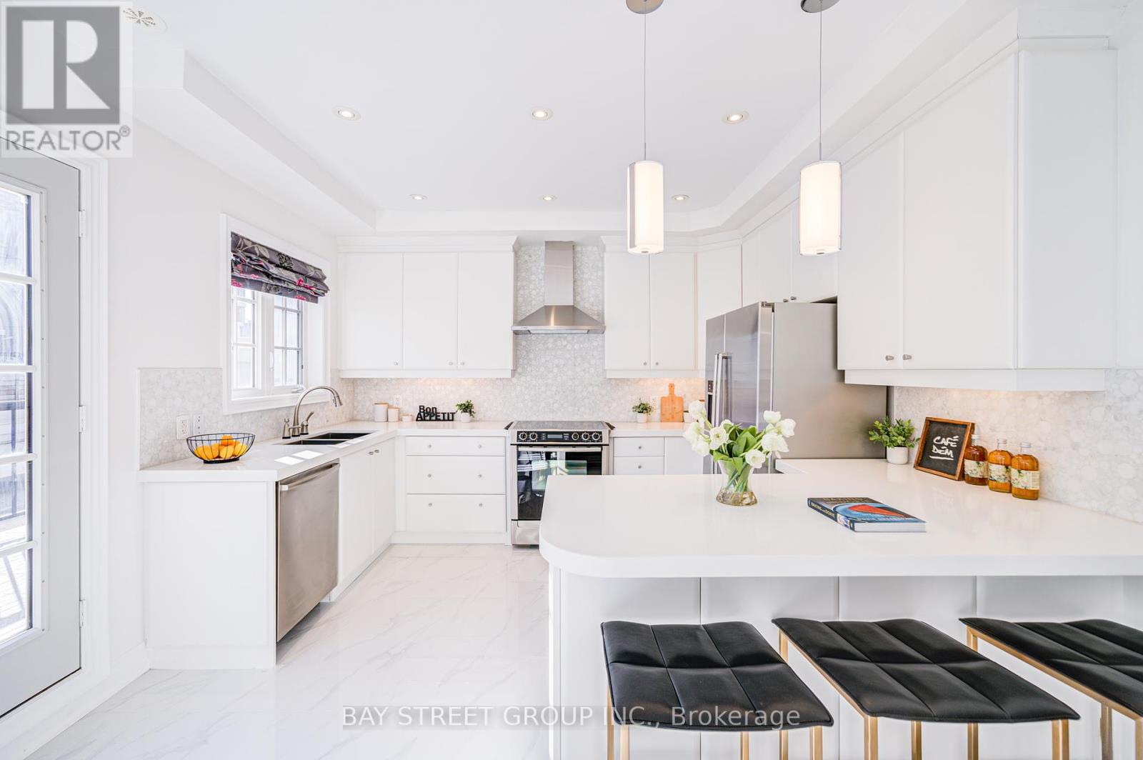 27 Rouge Valley Drive W, Markham, Ontario  L6G 0C1 - Photo 18 - N12068130
