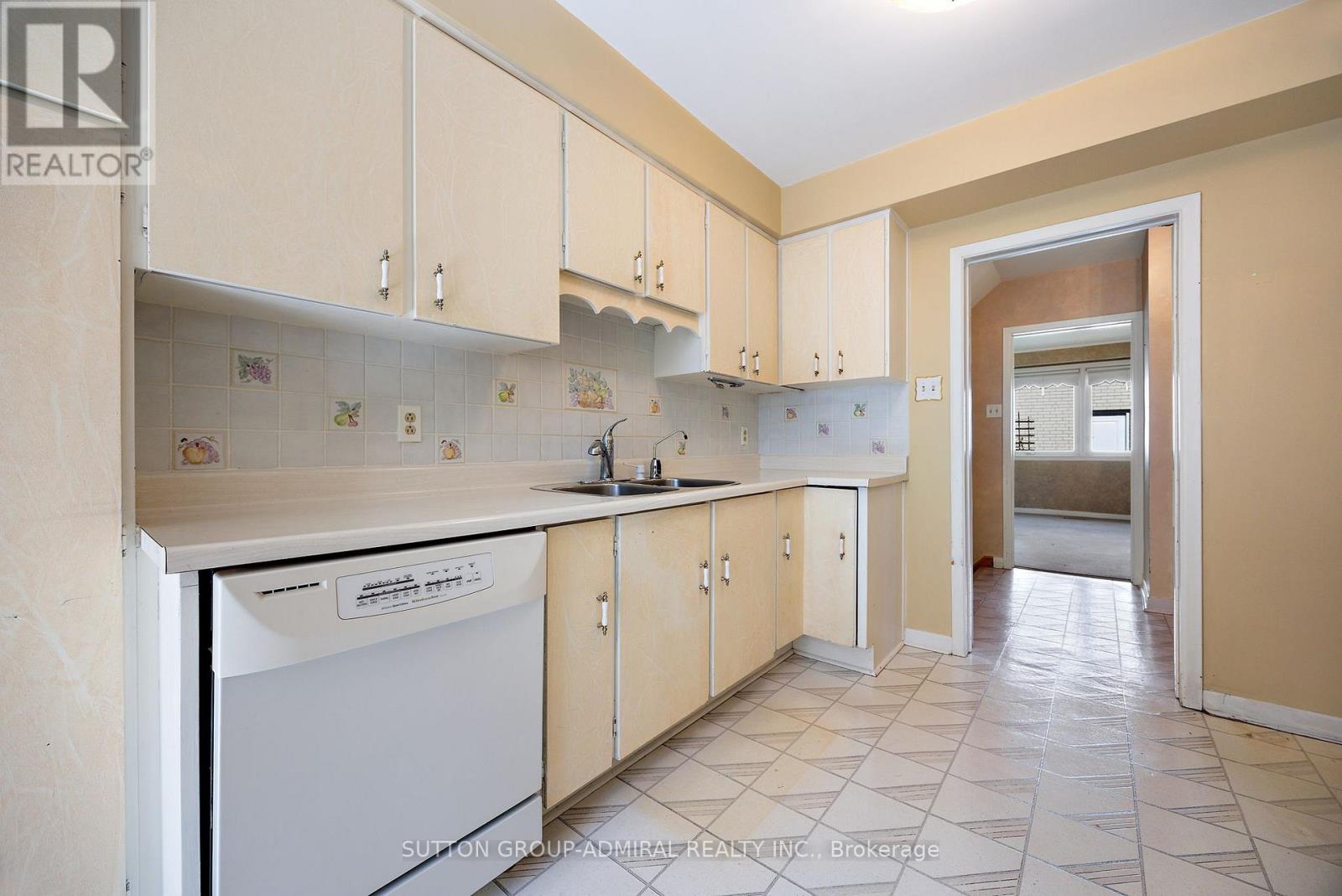 20 Mango Drive, Toronto, Ontario  M2K 2G1 - Photo 26 - C12068156