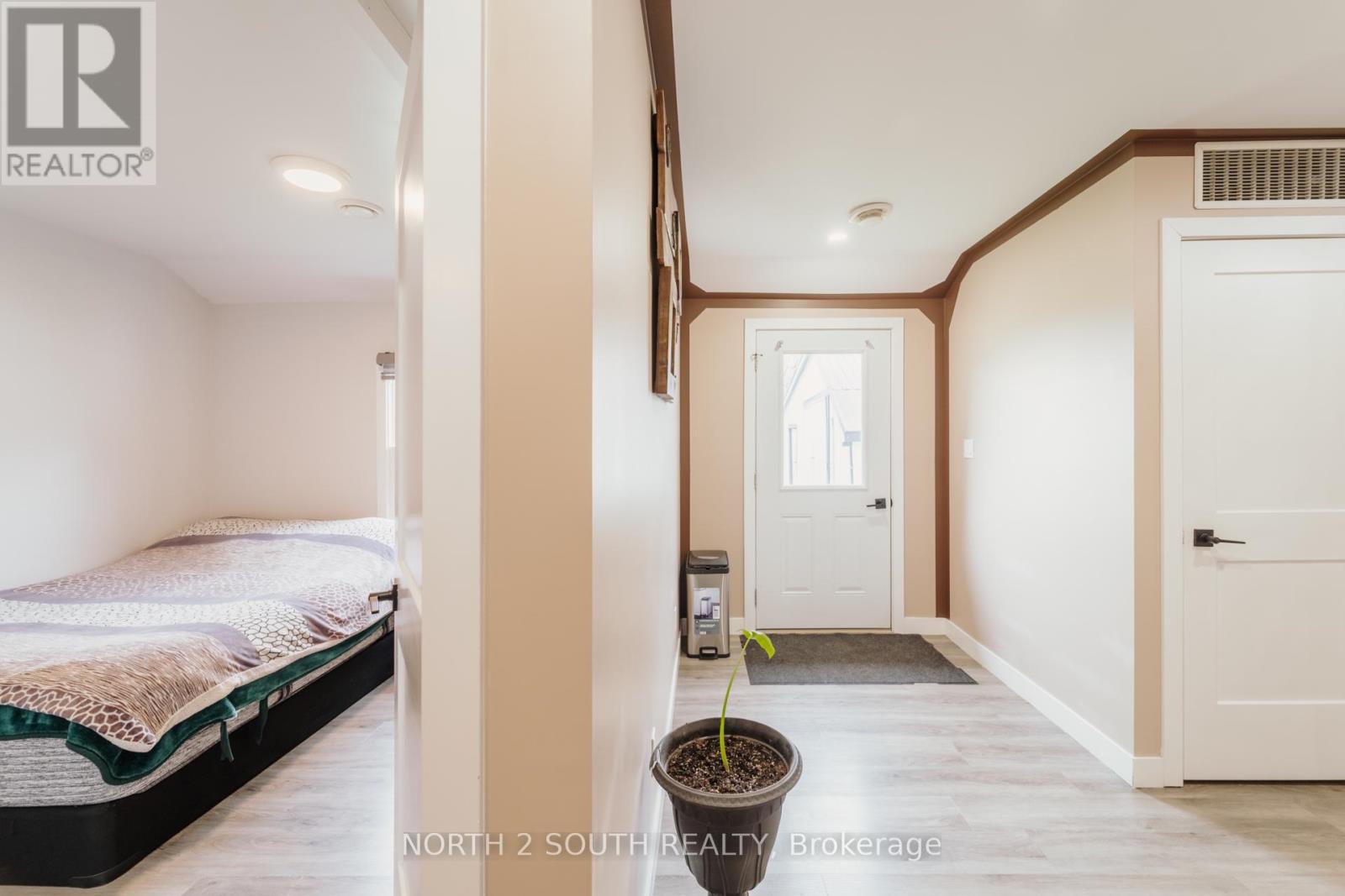 700 Norfolk County Rd 45 Road, Norfolk (Langton), Ontario  N0E 1G0 - Photo 24 - X12068155