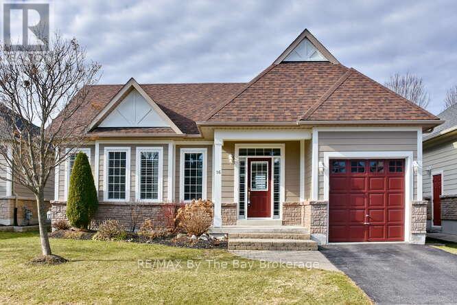 16 CLUBHOUSE DRIVE, Collingwood, Ontario