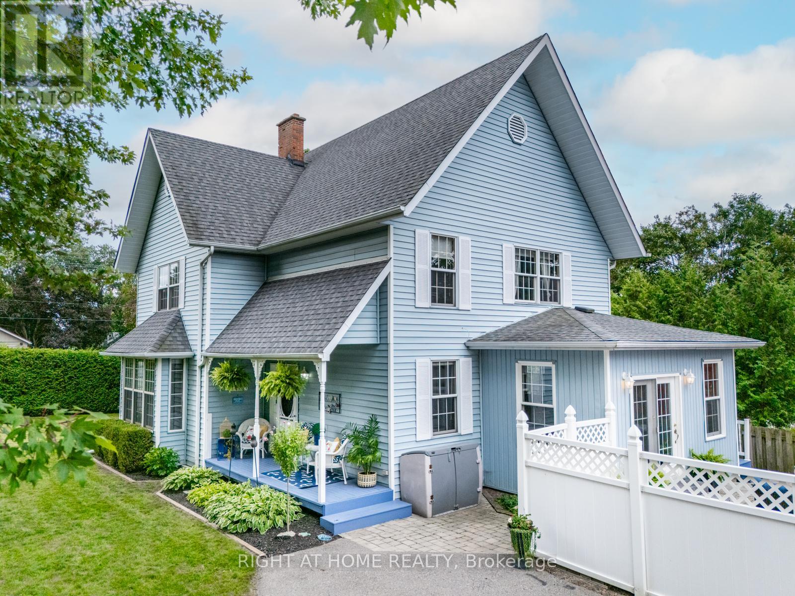 Property at 700 MYRTLE ROAD W image 1
