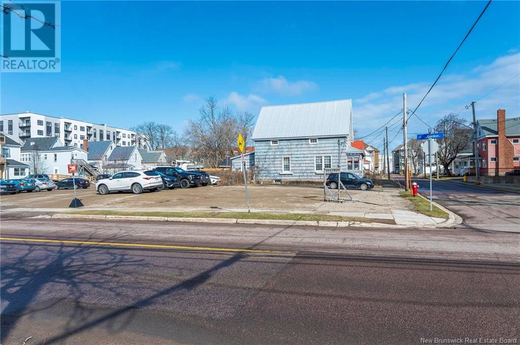 65 Gordon Street, Moncton, New Brunswick  E1C 1M3 - Photo 4 - NB115539