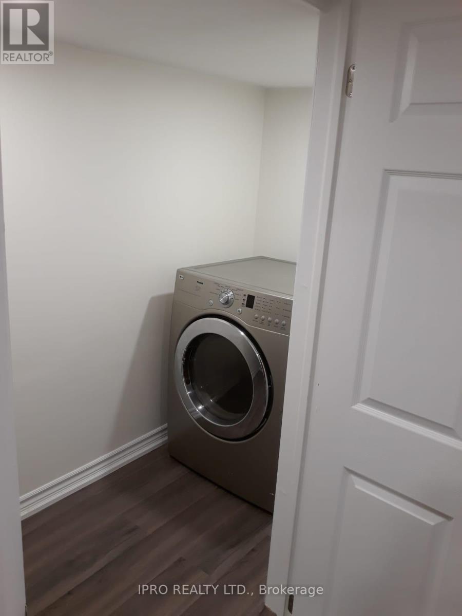 Bsmt - 4039 Coachman Circle, Mississauga, Ontario  L5M 6Y5 - Photo 12 - W12066322