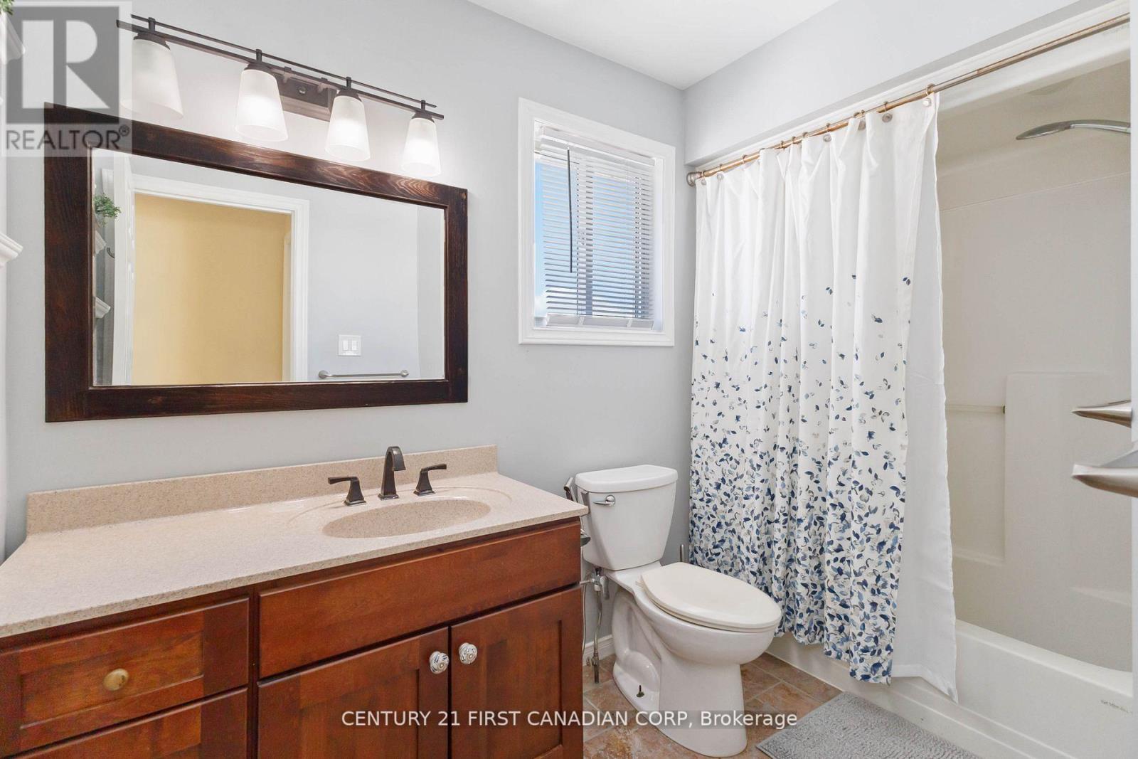 256 White Sands Drive, London South, Ontario  N6M 1H9 - Photo 20 - X12068232