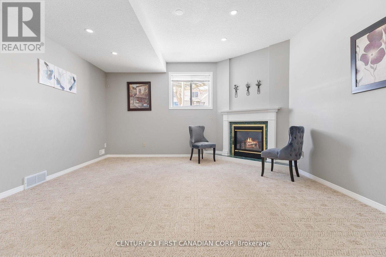 256 White Sands Drive, London South, Ontario  N6M 1H9 - Photo 21 - X12068232