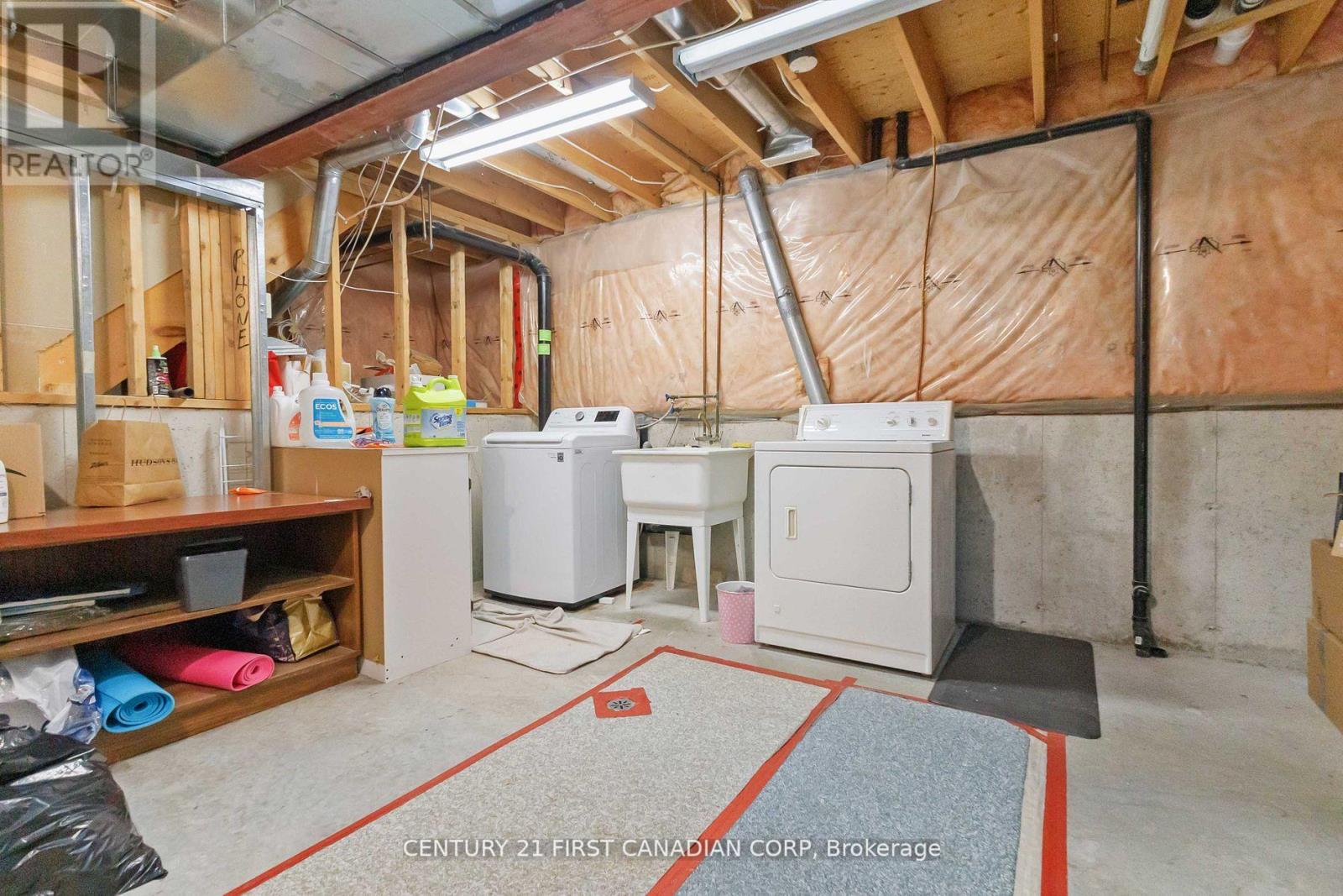 256 White Sands Drive, London South, Ontario  N6M 1H9 - Photo 26 - X12068232