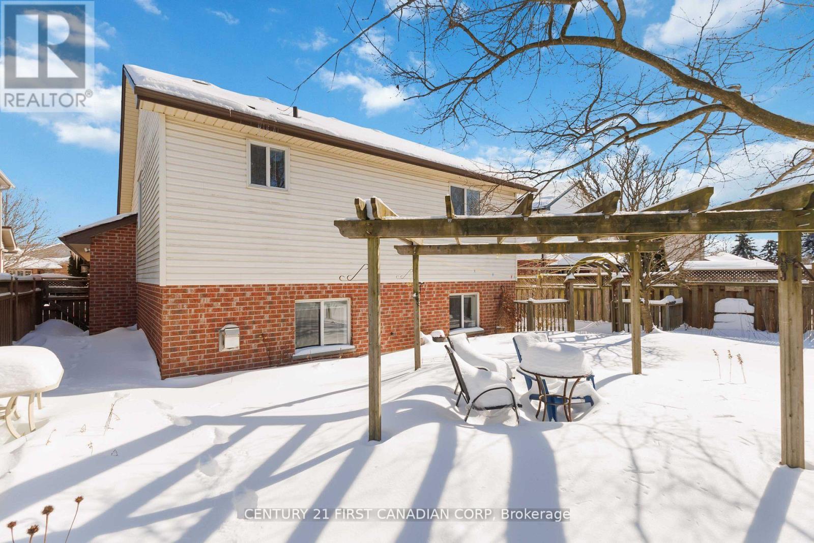 256 White Sands Drive, London South, Ontario  N6M 1H9 - Photo 28 - X12068232
