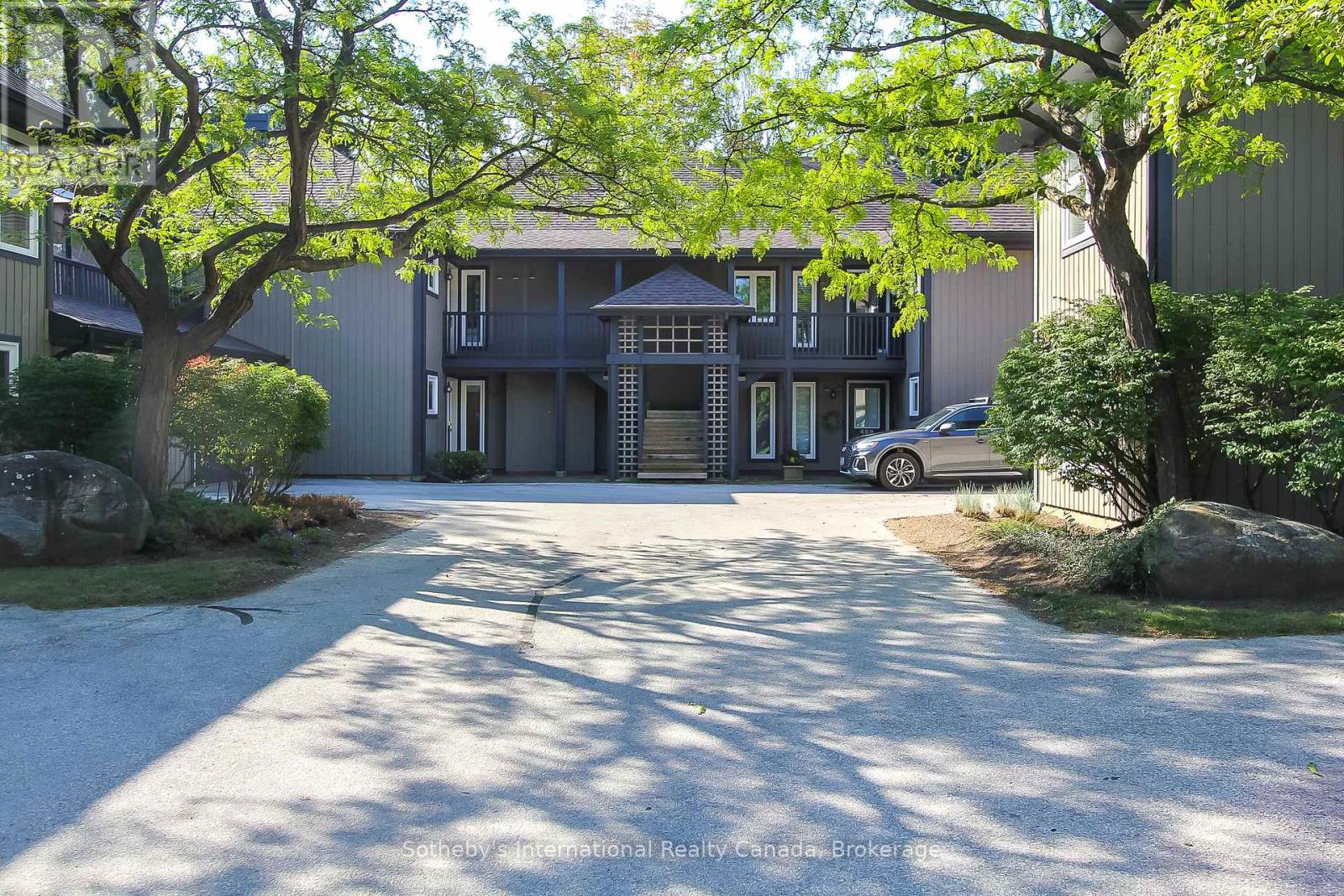 411 Mariners Way, Collingwood, Ontario  L9Y 5C7 - Photo 2 - S12068238