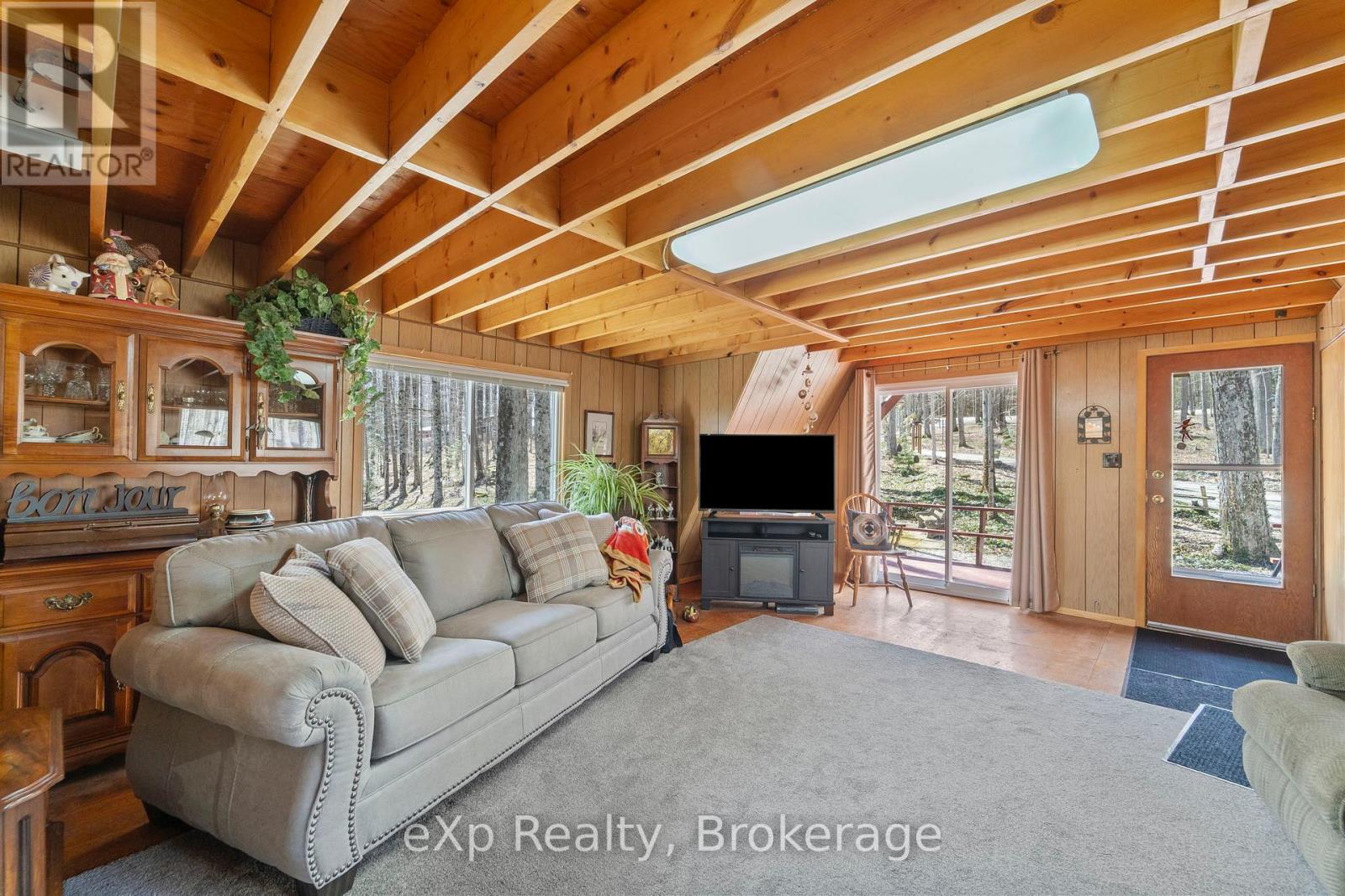 214339 Baseline Road, West Grey, Ontario  N0G 1S0 - Photo 18 - X12068241