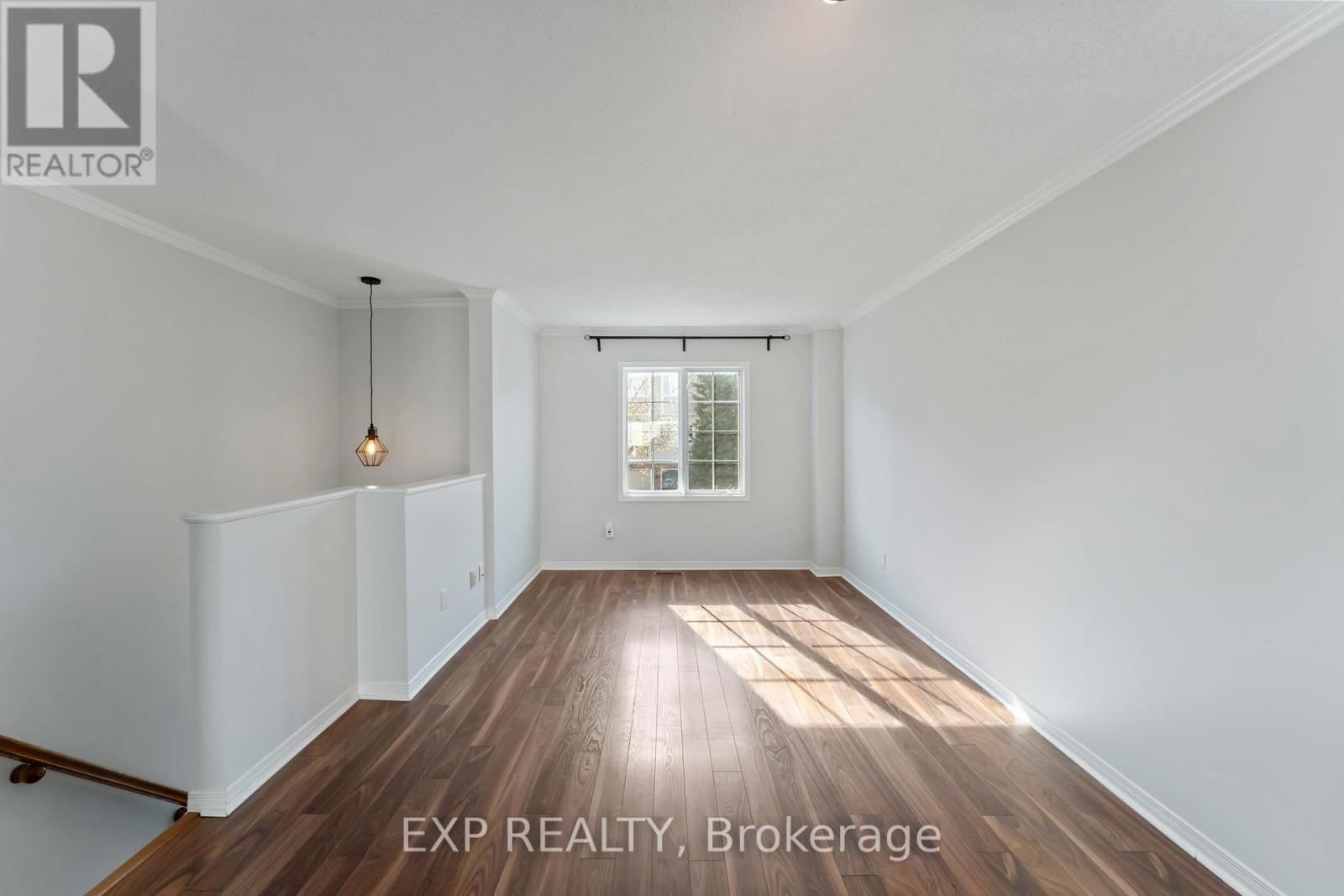 Property at 21 YORKVILLE STREET image 3
