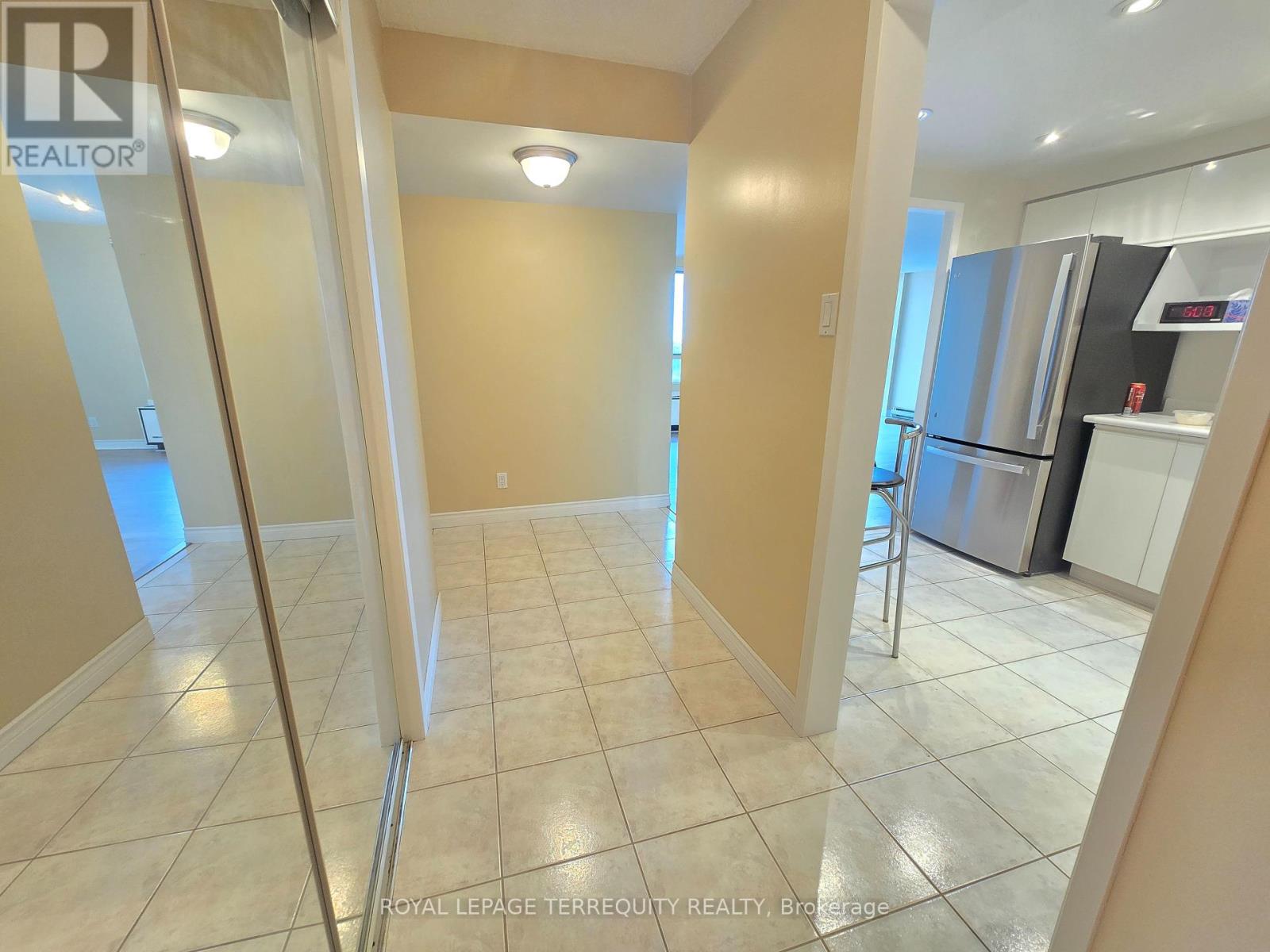 1209 - 61 Markbrook Lane, Toronto, Ontario  M9V 5E7 - Photo 6 - W12065154