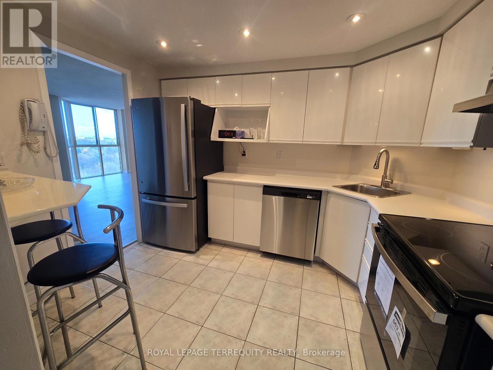 1209 - 61 Markbrook Lane, Toronto, Ontario  M9V 5E7 - Photo 7 - W12065154