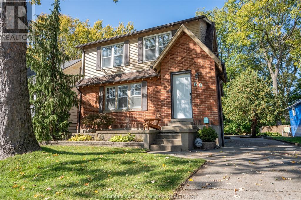 Property at 69 Amelia STREET image 2