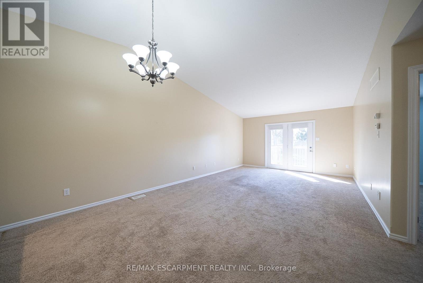 35 - 35 Stratford Terrace, Brantford, Ontario  N3T 6R8 - Photo 11 - X12068234