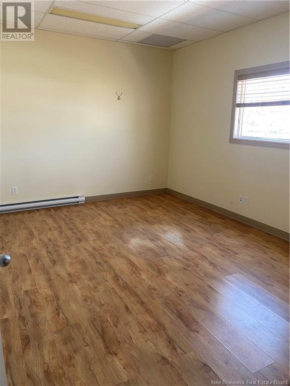1318 Miramichi Avenue, Bathurst, New Brunswick  E2A 1Y2 - Photo 5 - NB115786