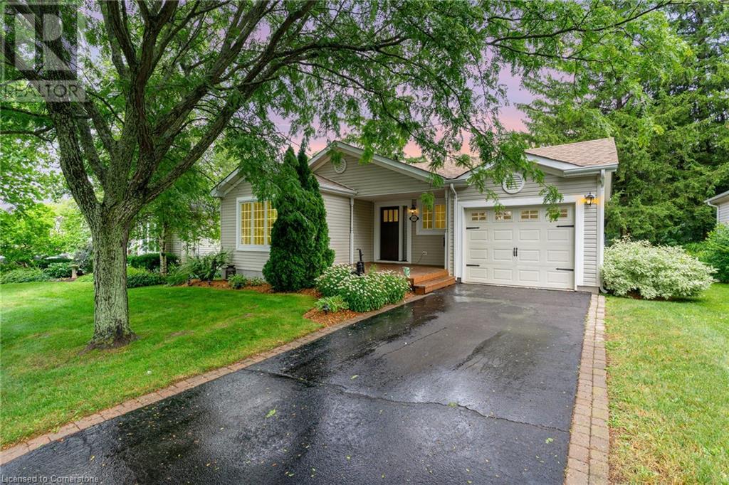 105 Glenariff Drive, Freelton, Ontario  L8B 1A5 - Photo 1 - 40714669