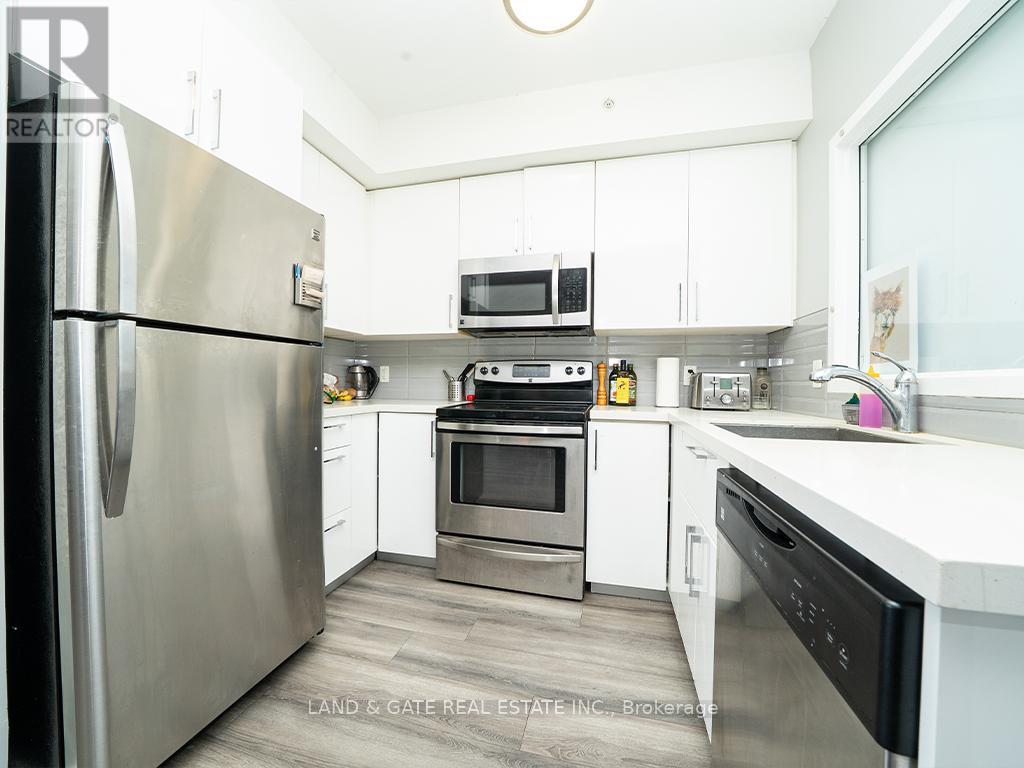 102 - 1291 Gordon Street, Guelph, Ontario  N1G 5H7 - Photo 3 - X12068326