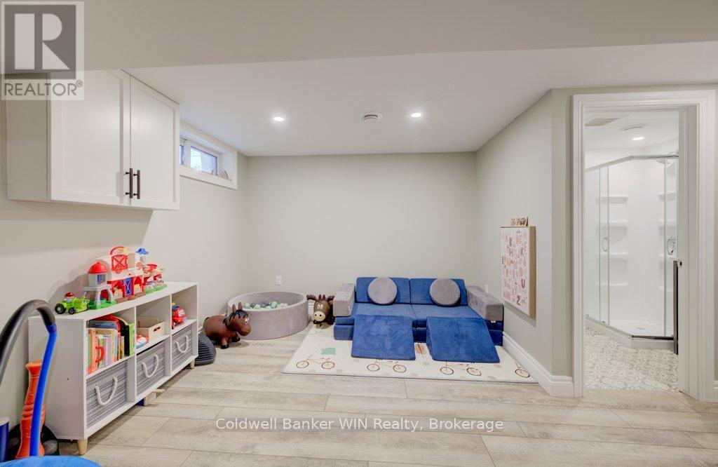 289 Birmingham Street E, Wellington North, Ontario  N0G 2L2 - Photo 26 - X12068306