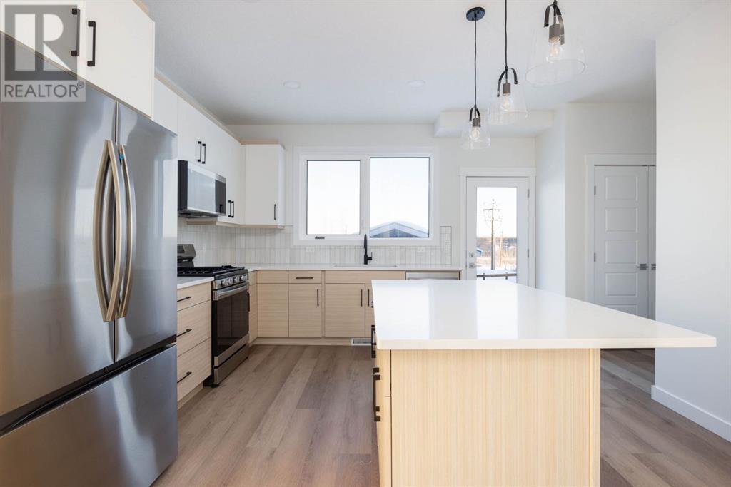 Property at 696 Athabasca Avenue image 5