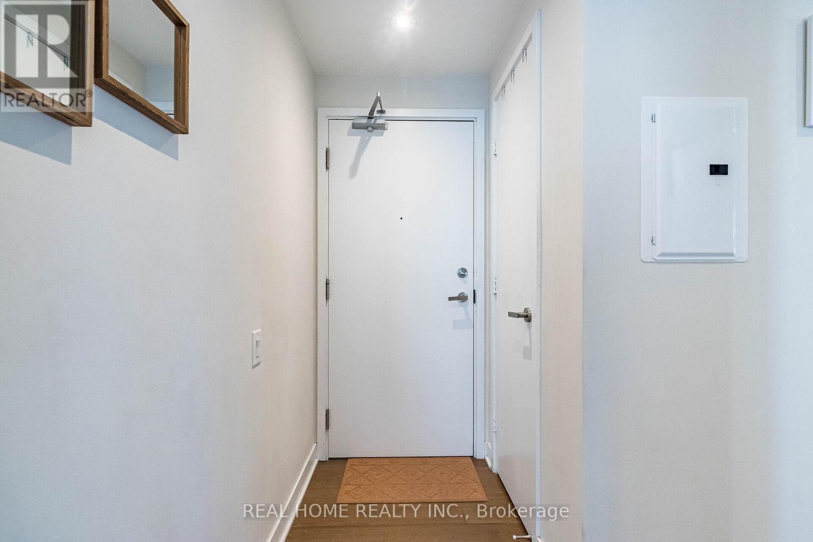 3408 - 15 Grenville Street, Toronto, Ontario  M4Y 0B9 - Photo 5 - C12068312