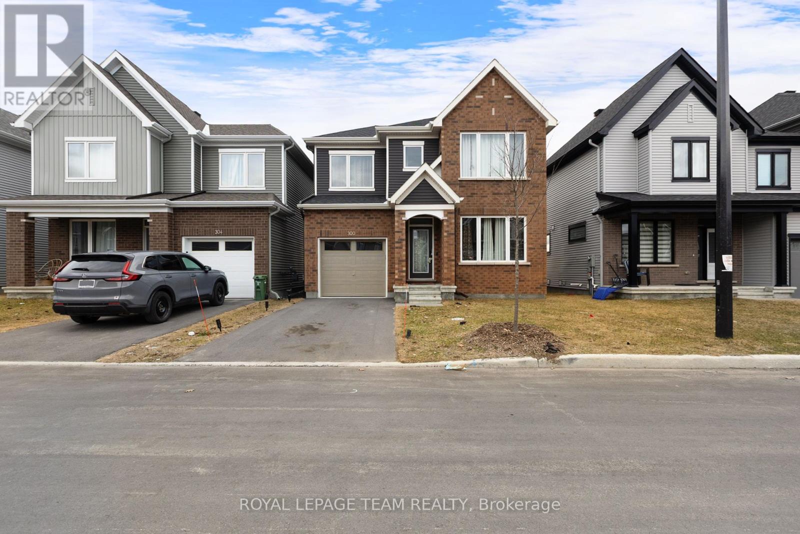 300 Appalachian Circle, Ottawa, Ontario  K2J 6X2 - Photo 1 - X12067995