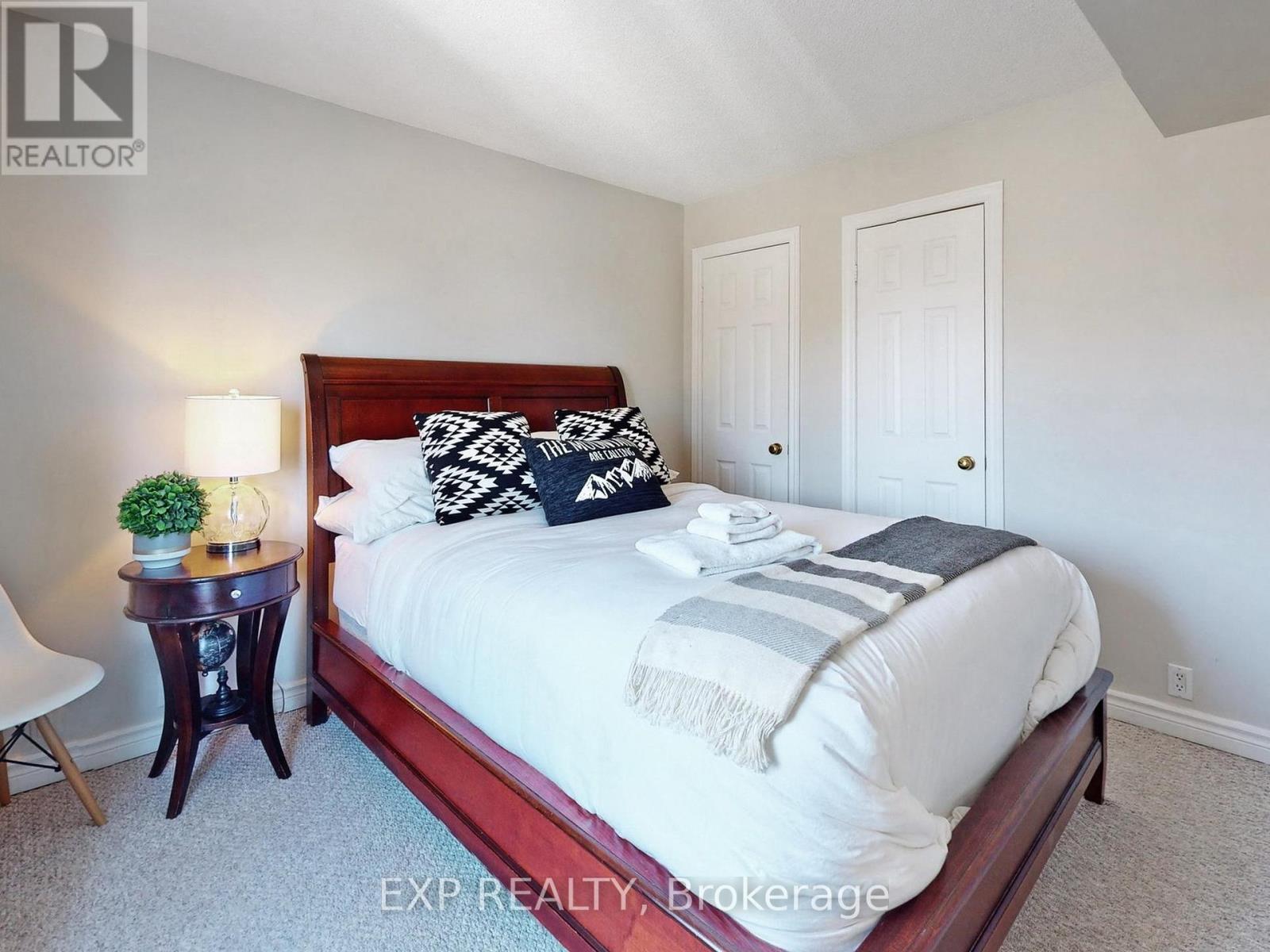 215 - 120 Fairway Court, Blue Mountains, Ontario  L9Y 0P8 - Photo 22 - X12068316