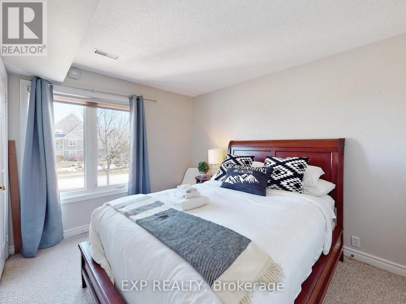 215 - 120 Fairway Court, Blue Mountains, Ontario  L9Y 0P8 - Photo 23 - X12068316
