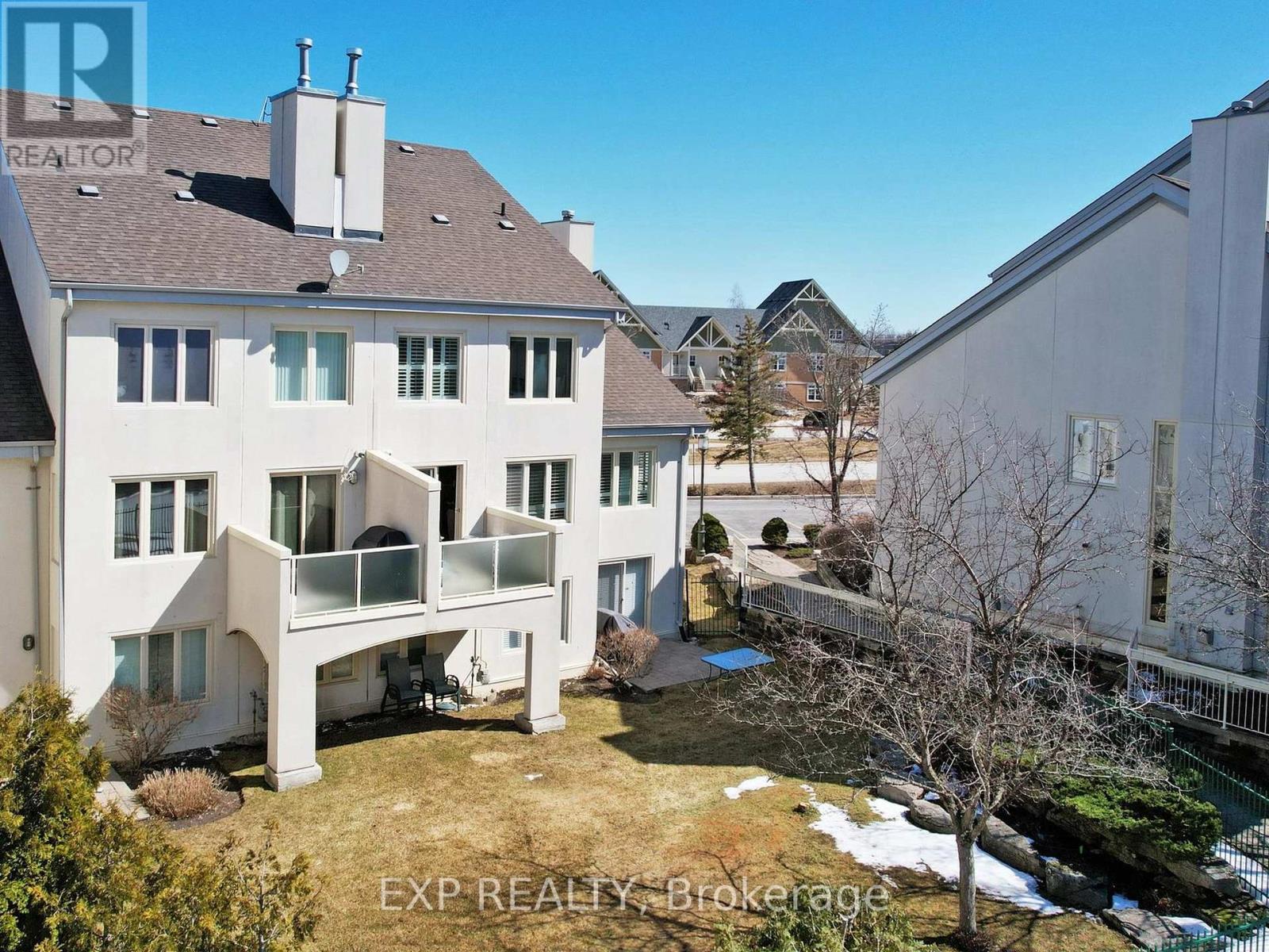 215 - 120 Fairway Court, Blue Mountains, Ontario  L9Y 0P8 - Photo 33 - X12068316