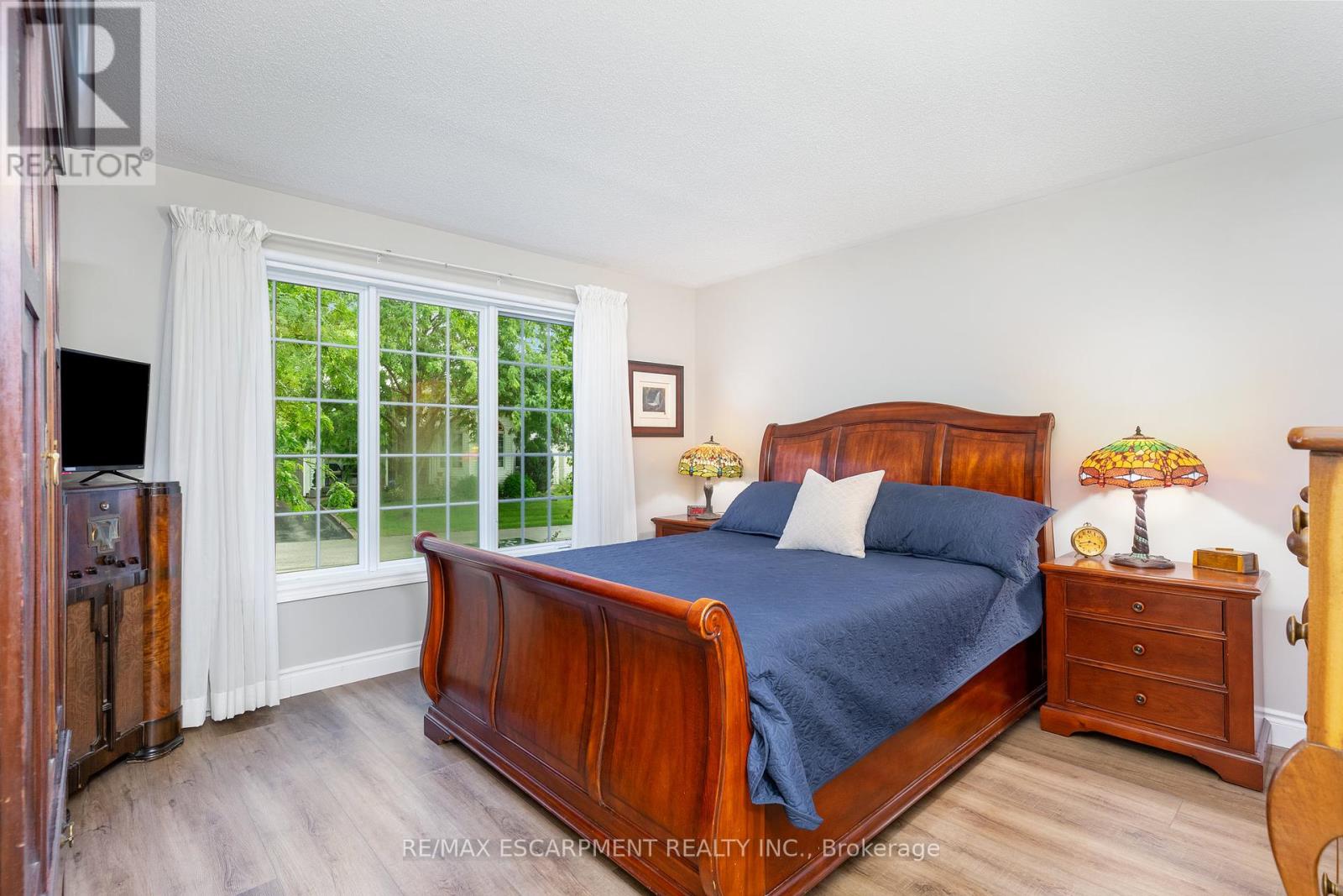 105 Glenariff Drive, Hamilton, Ontario  L8B 1A5 - Photo 15 - X12068324