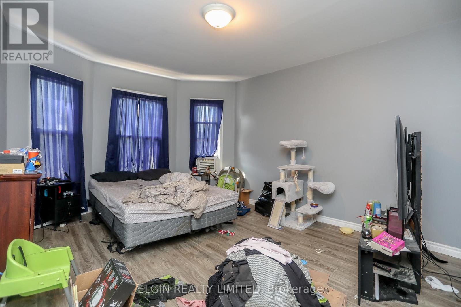 67-69 Elizabeth Street, St. Thomas, Ontario  N5R 2X3 - Photo 38 - X12068402