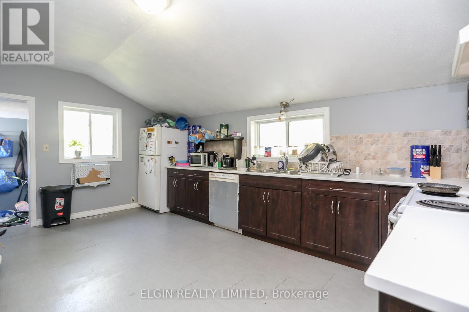 67-69 Elizabeth Street, St. Thomas, Ontario  N5R 2X3 - Photo 34 - X12068403