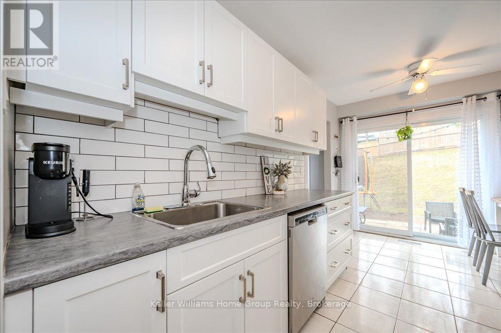 26 - 16 Hadati Road, Guelph, Ontario  N1E 6M2 - Photo 13 - X12068398