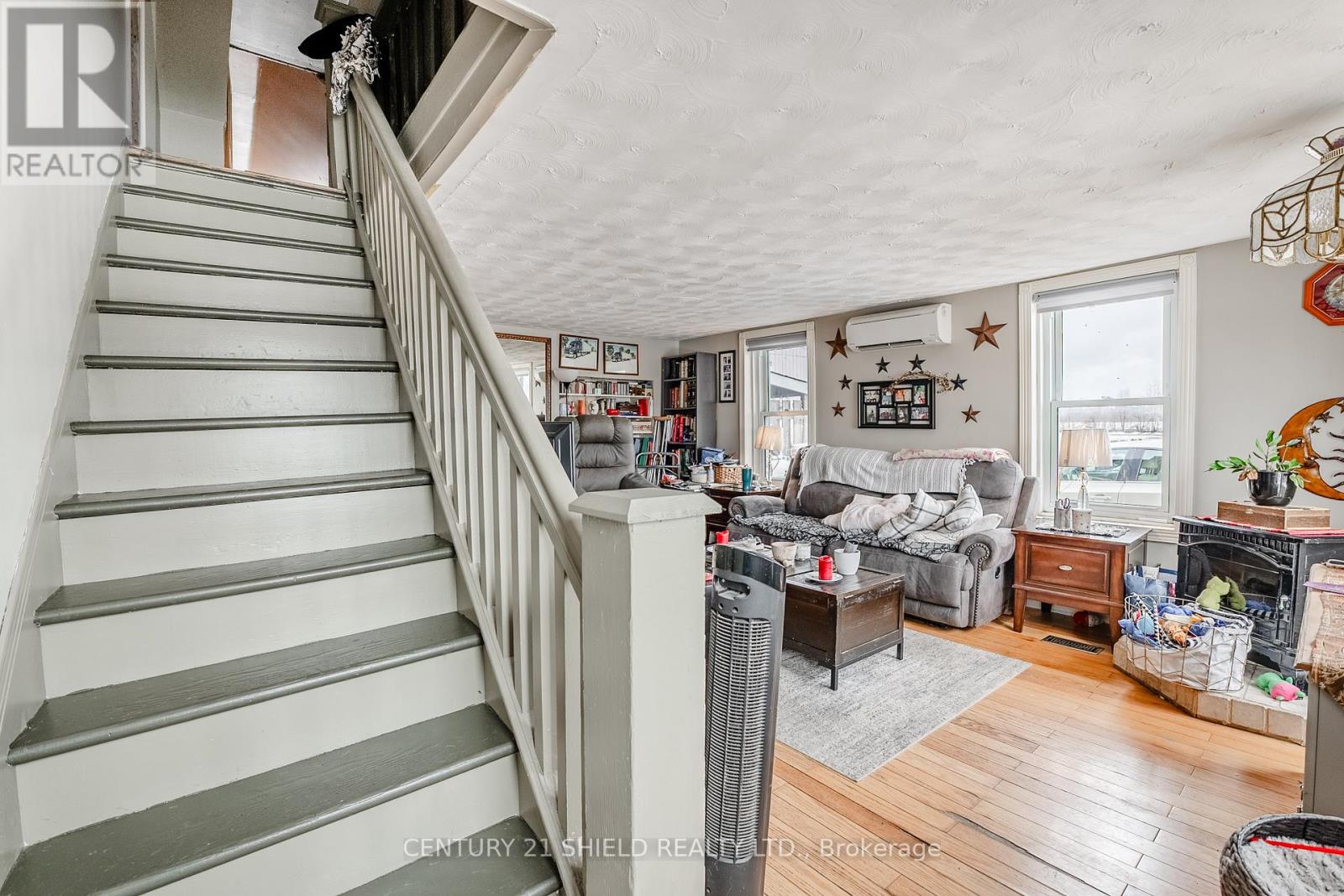 16615 Duff's Corners Road, North Stormont, Ontario  K0C 1V0 - Photo 18 - X12068346