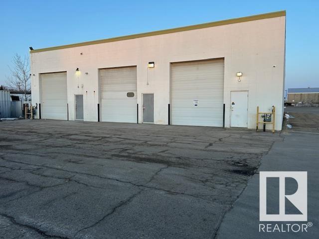 9136 Yellowhead Tr Nw, Edmonton, Alberta  T5B 1G2 - Photo 5 - E4429608