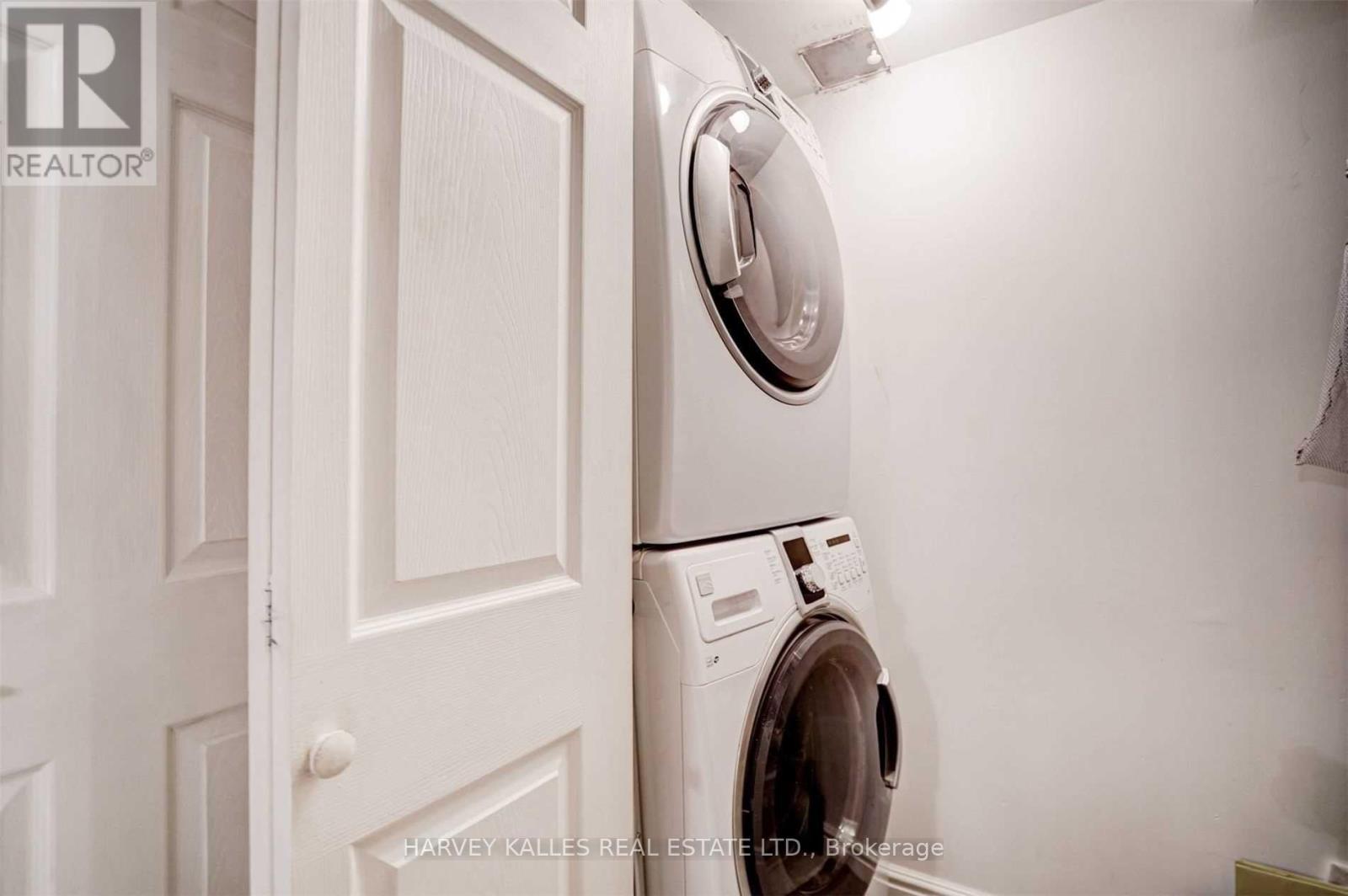 210 - 260 Merton Street, Toronto, Ontario  M4S 3G2 - Photo 22 - C12068367