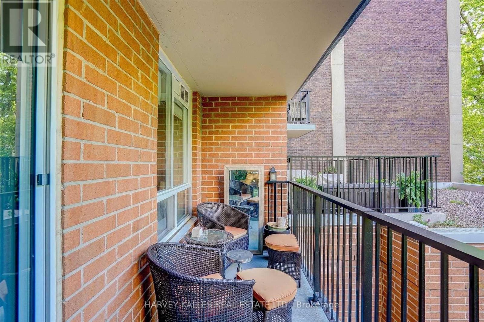 210 - 260 Merton Street, Toronto, Ontario  M4S 3G2 - Photo 23 - C12068367