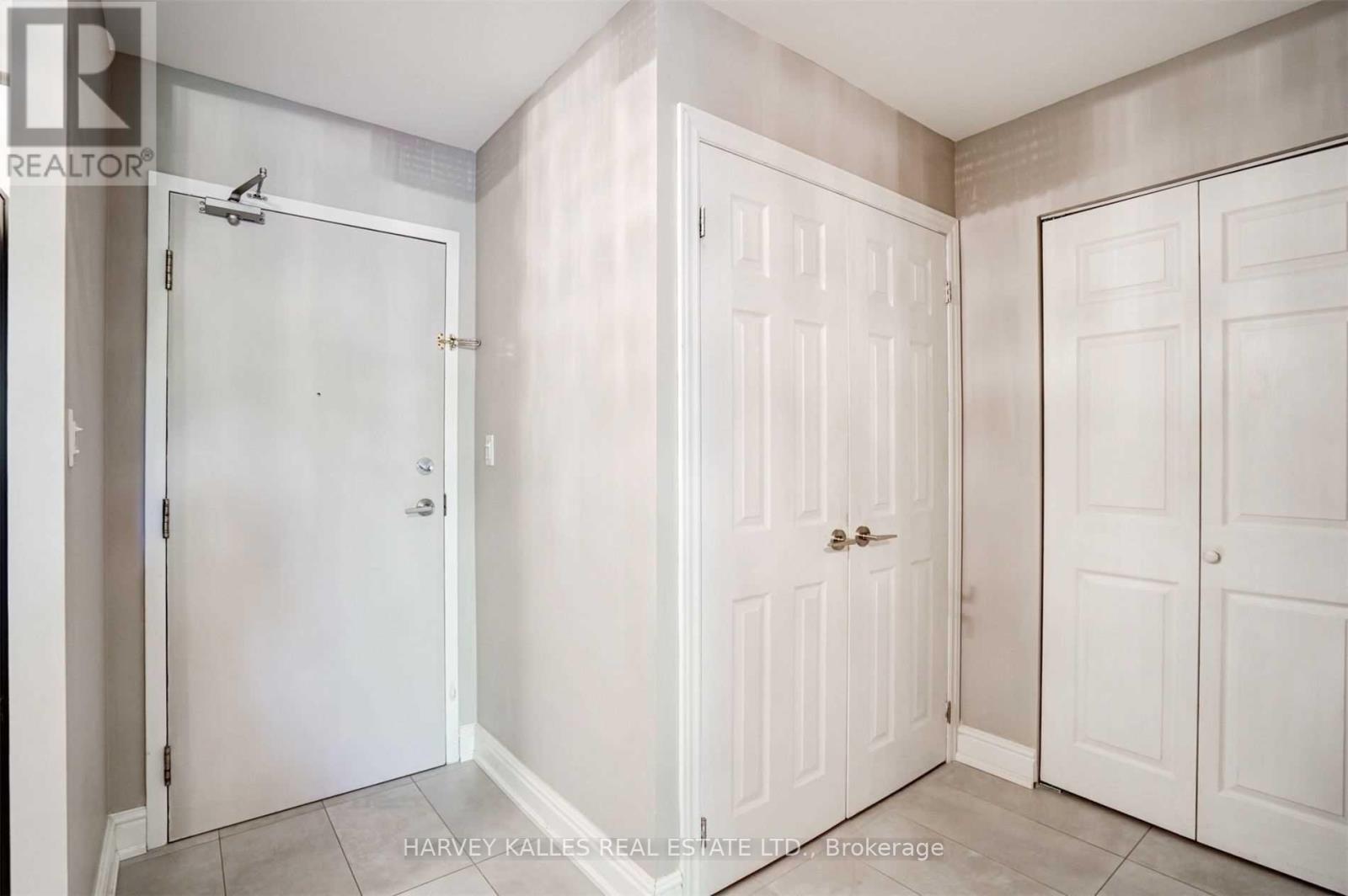 210 - 260 Merton Street, Toronto, Ontario  M4S 3G2 - Photo 5 - C12068367