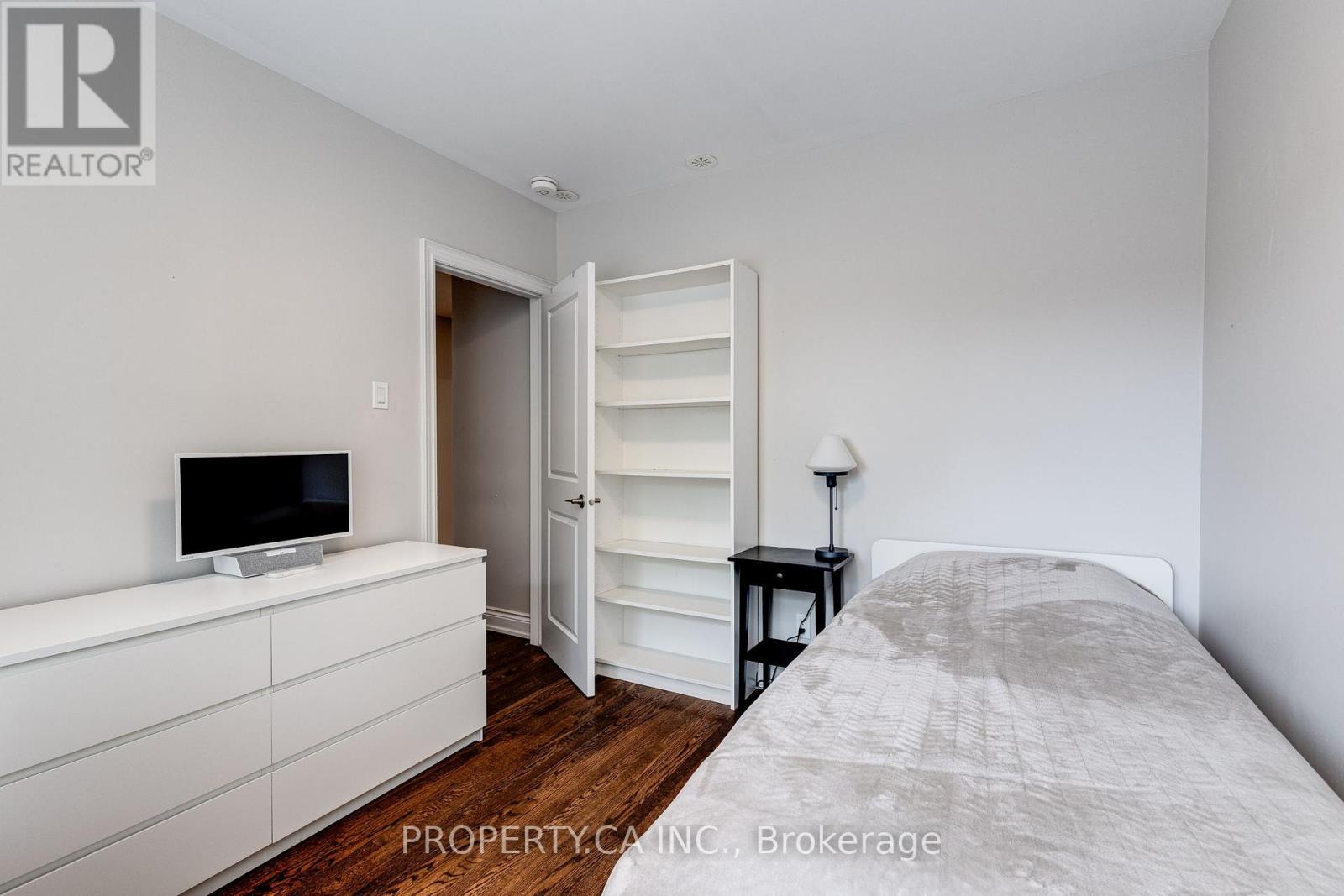 2 - 963 Avenue Road, Toronto, Ontario  M5P 2K9 - Photo 14 - C12068404