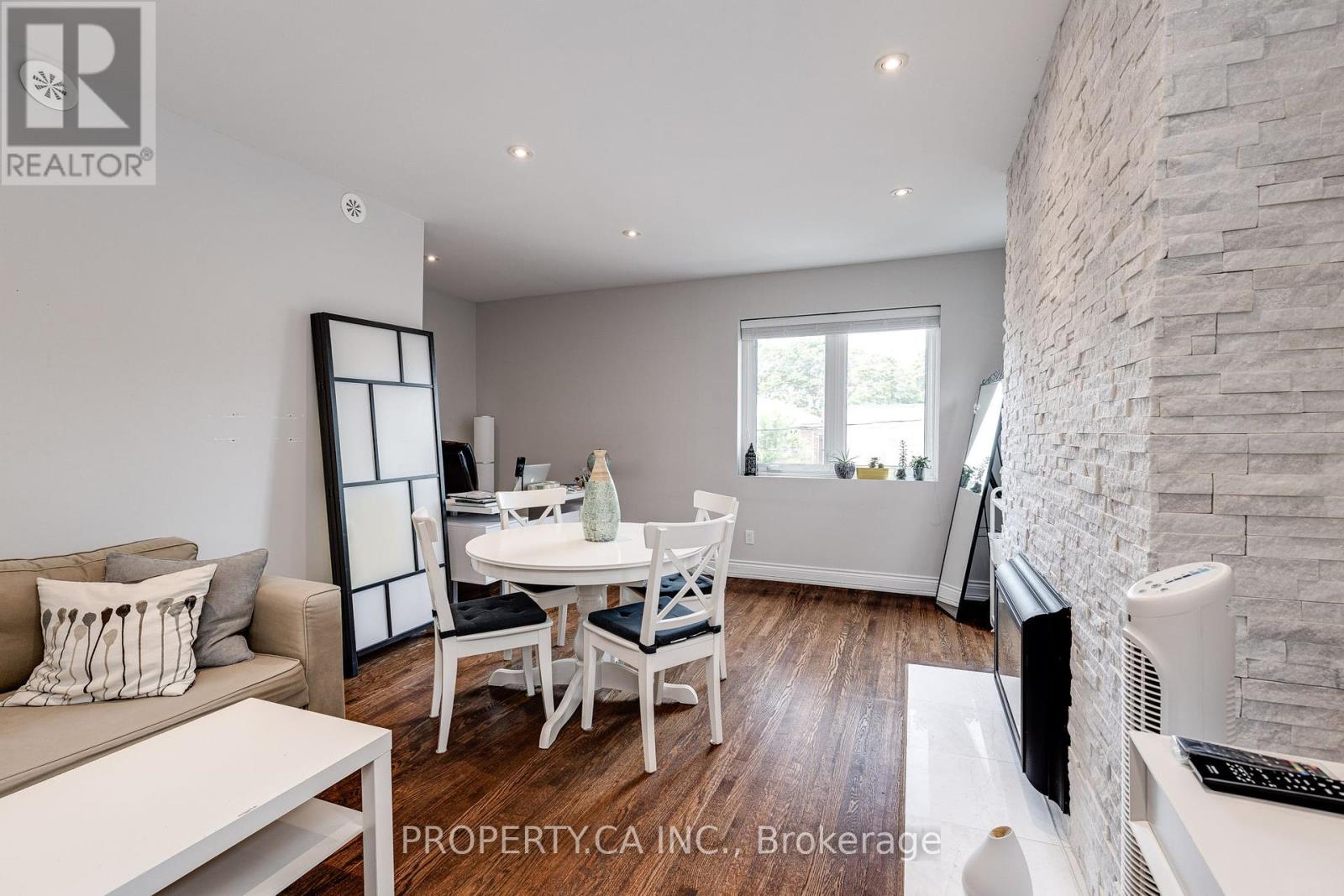 2 - 963 Avenue Road, Toronto, Ontario  M5P 2K9 - Photo 5 - C12068404