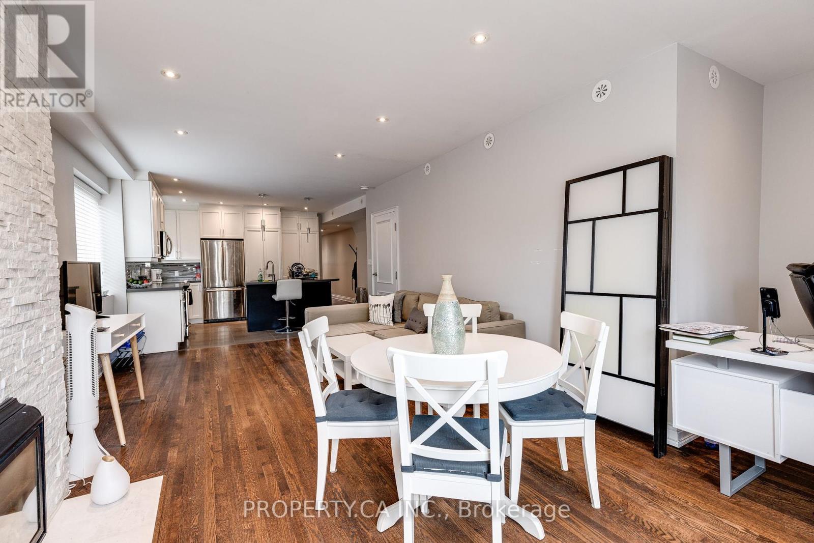 2 - 963 Avenue Road, Toronto, Ontario  M5P 2K9 - Photo 6 - C12068404