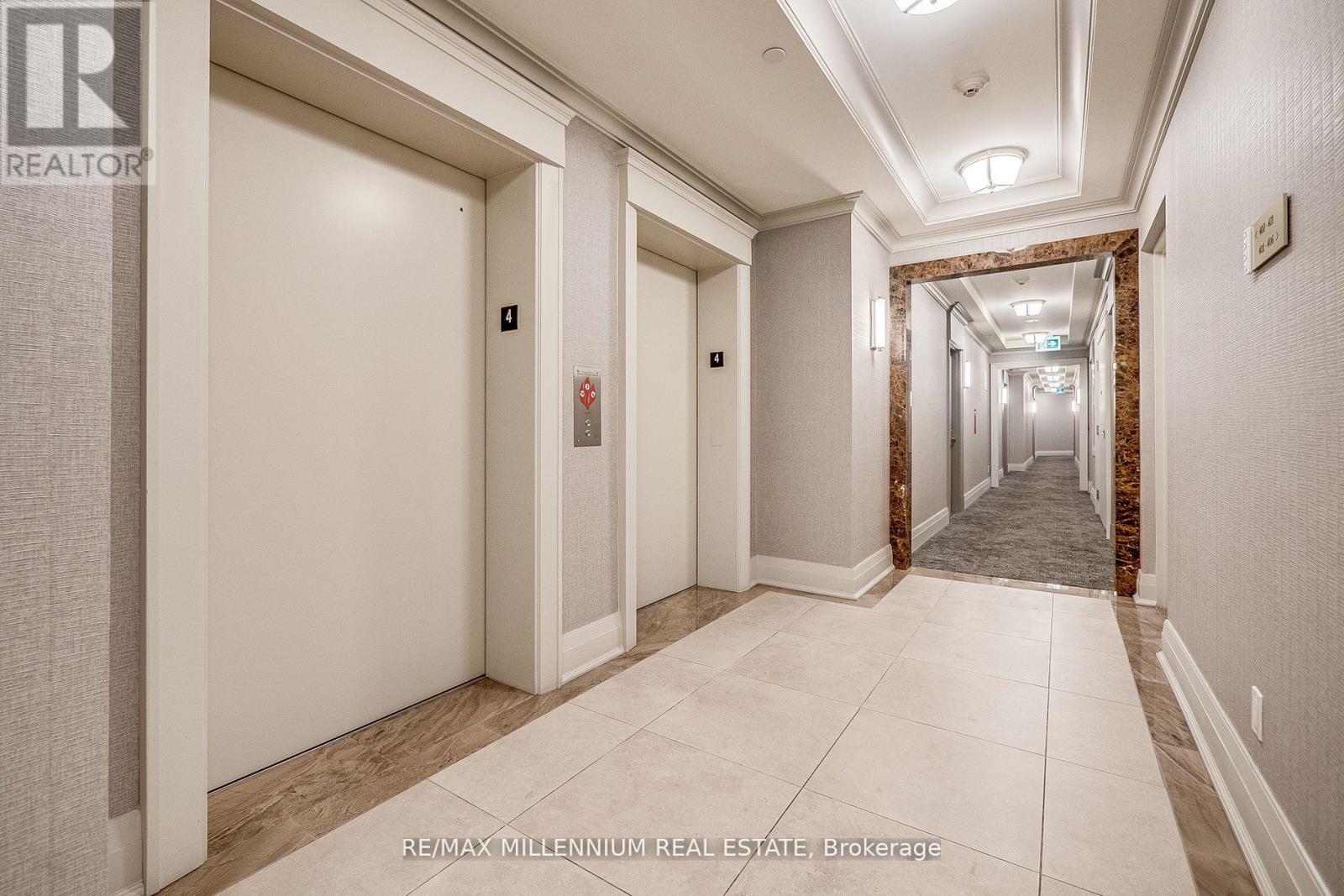 Property at 421 - 9075 JANE STREET image 3