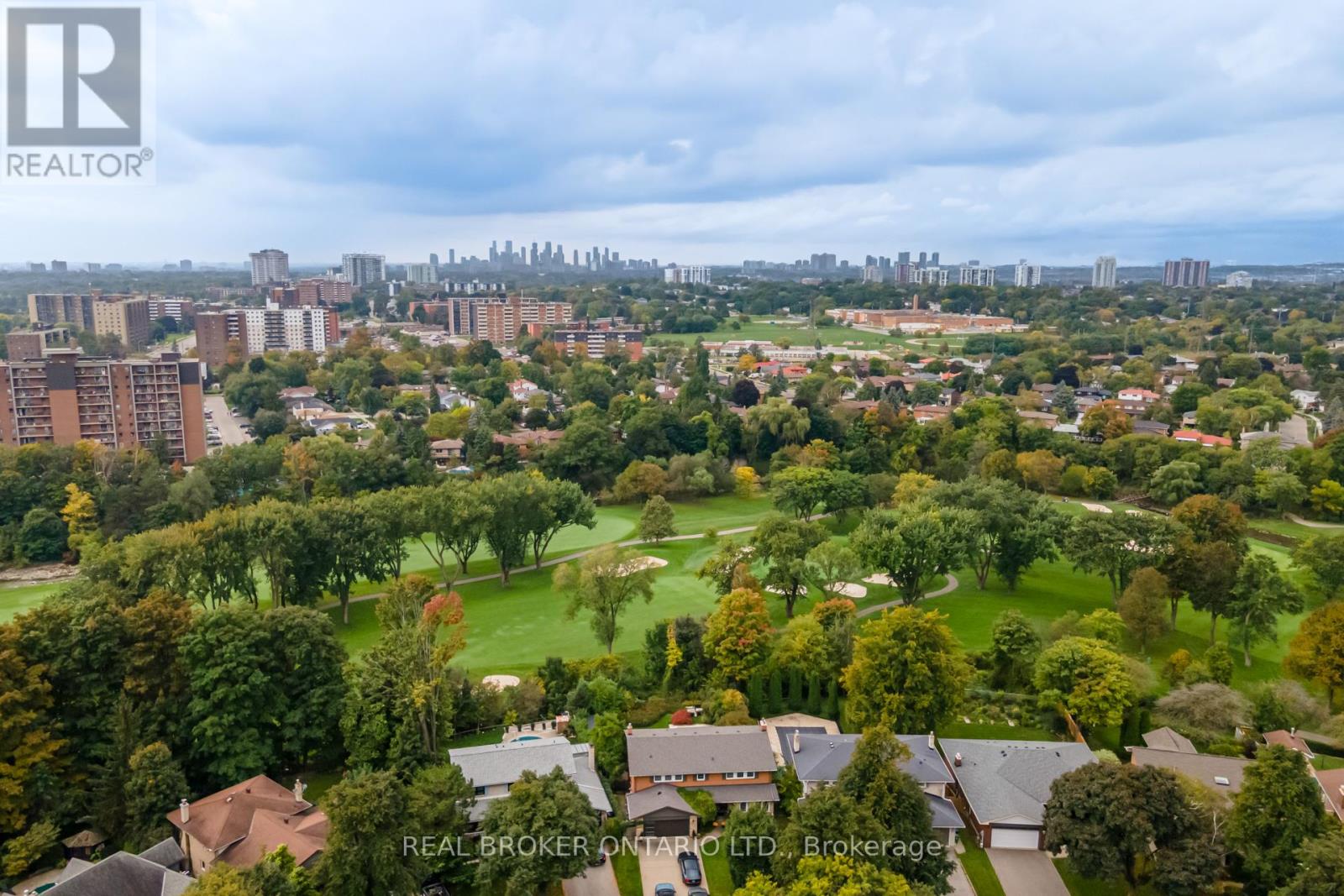 18 Burnt Log Crescent, Toronto, Ontario  M9C 2J8 - Photo 42 - W12068370