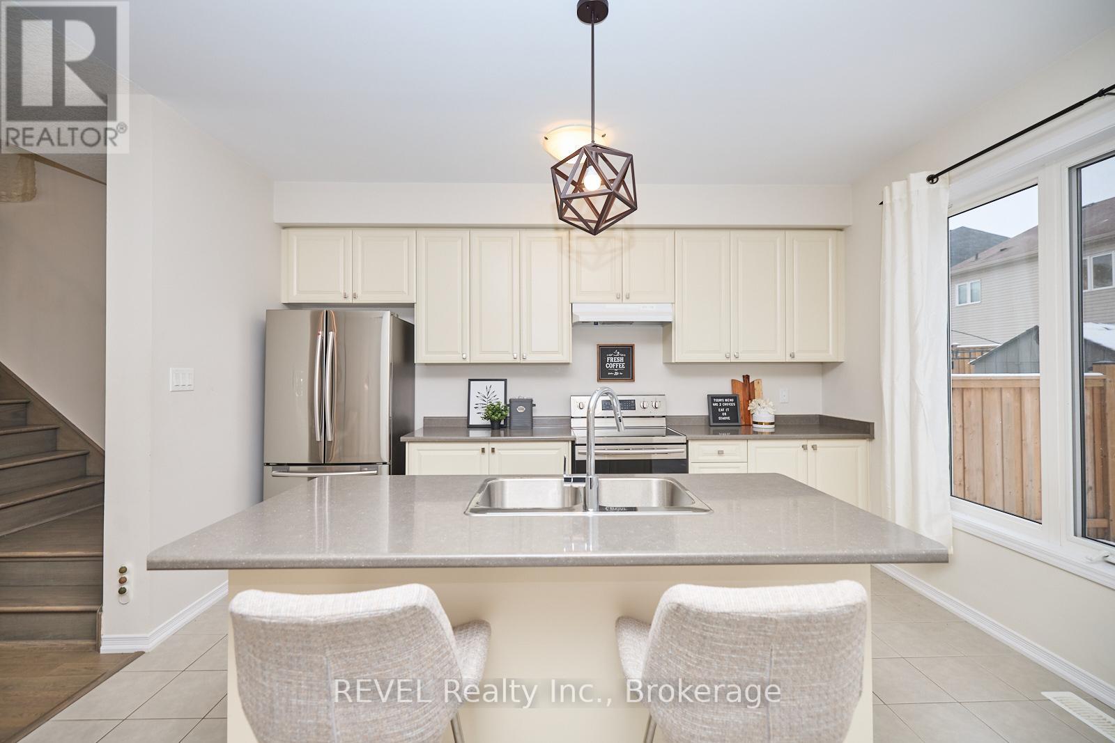 8767 Sourgum Avenue, Niagara Falls (Brown), Ontario  L2H 3S3 - Photo 11 - X12068482