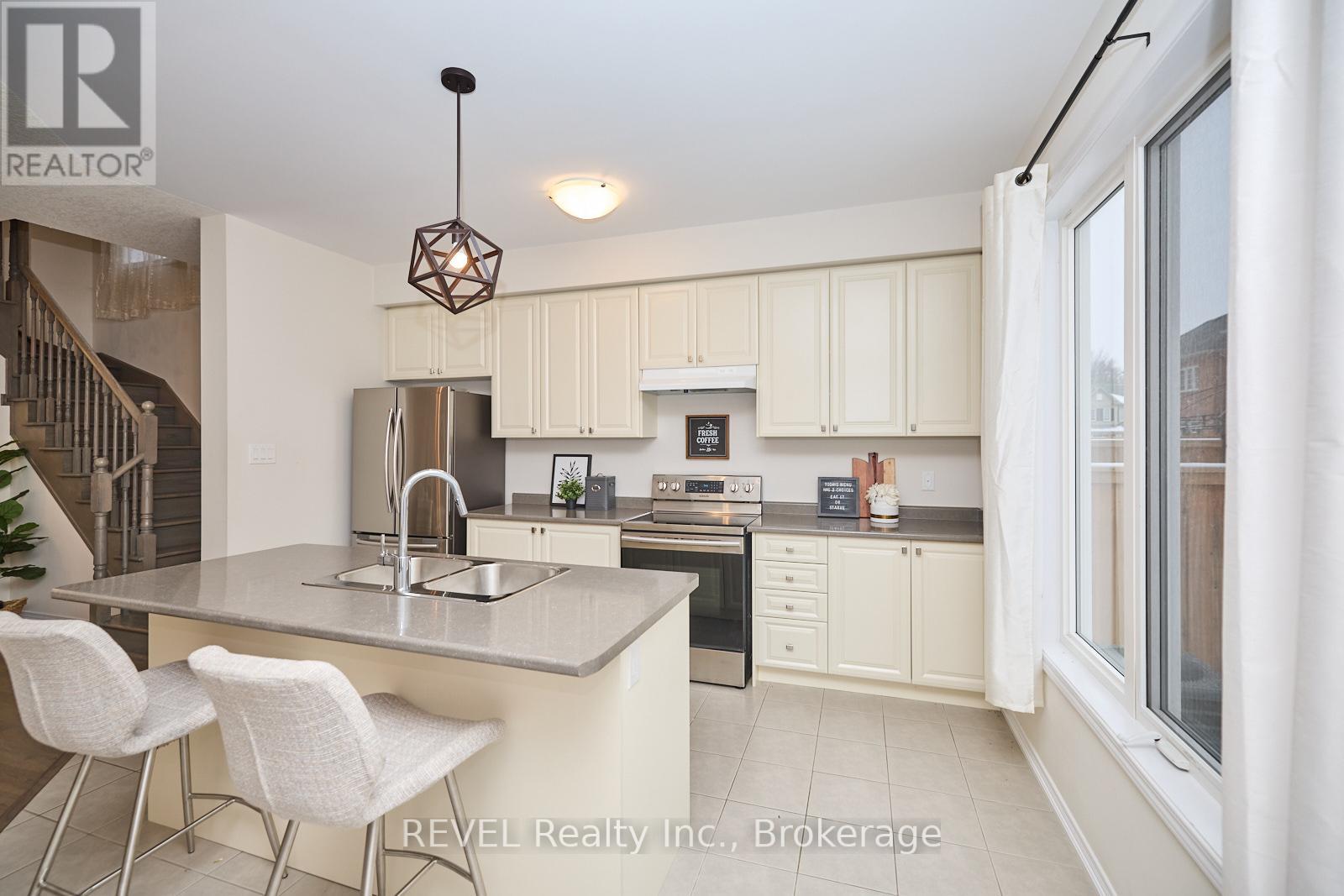 8767 Sourgum Avenue, Niagara Falls (Brown), Ontario  L2H 3S3 - Photo 12 - X12068482