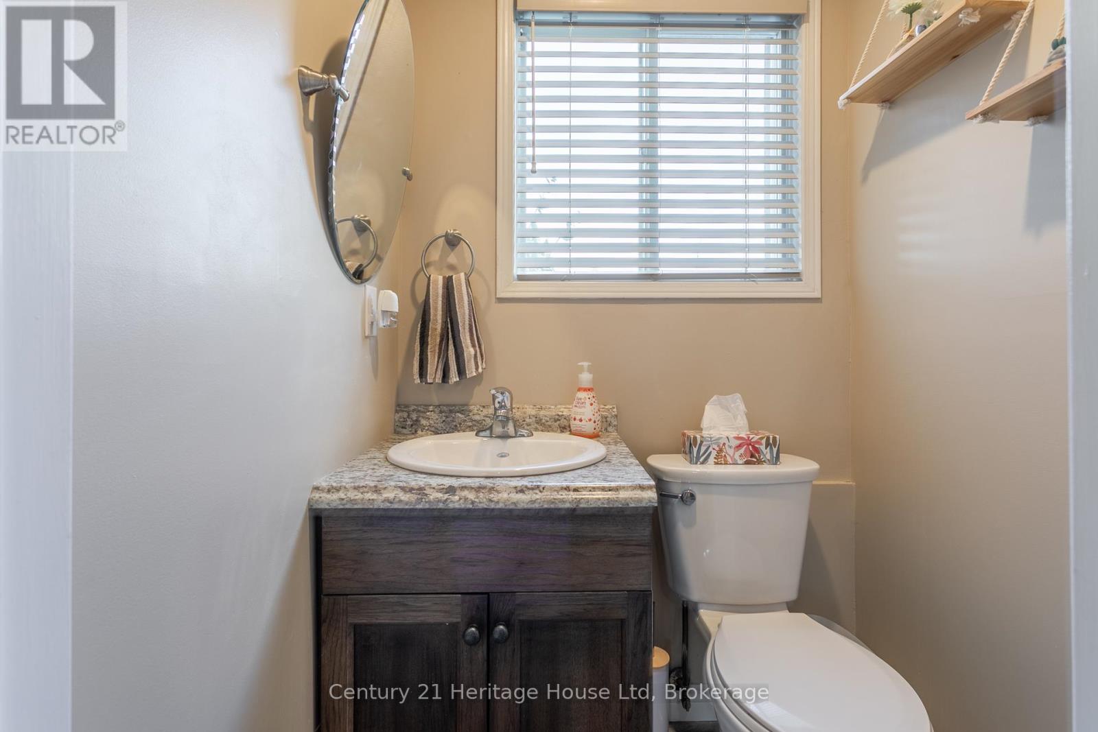 28 Anderson Street, Woodstock, Ontario  N4S 8X1 - Photo 26 - X12068487