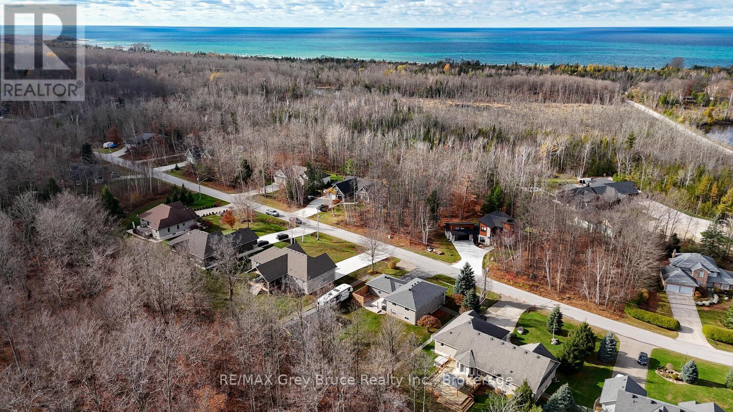 18 Walker Way, South Bruce Peninsula, Ontario  N0H 2G0 - Photo 40 - X12068489